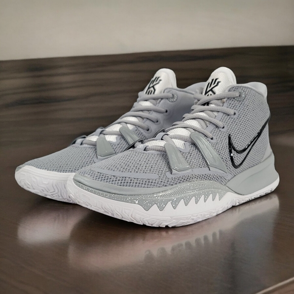 nike kyrie 7 grey